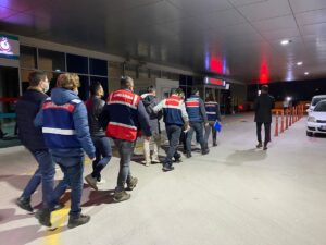 İZMİR (AA) – İzmir merkezli 40 ilde Fetullahçı Terör Örgütü'nün