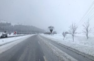 - Kentte 200 kırsal mahalle yolu ulaşıma kapanırken, cami hoparlöründen