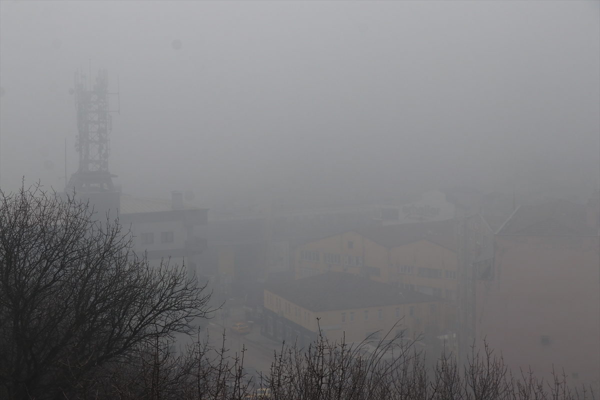 Karabük'te sis etkili oldu