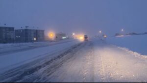 - Ardahan-Şavşat kara yolu tır geçişine kapatıldı 