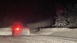 KASTAMONU (AA) – Kastamonu'da bin 450 rakımlı Yaralıgöz Geçidi'nde kar