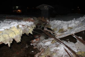 KAYSERİ (AA) – Kayseri'nin İncesu ilçesinde kar nedeniyle çatısı çöken