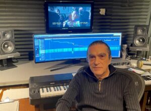 İSTANBUL (AA) – Çalışmalarını ABD'de sürdüren dünyaca ünlü müzisyen Fahir