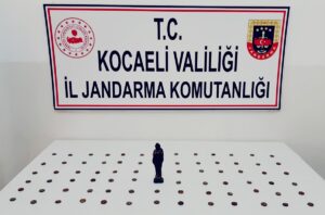 KOCAELİ (AA) – Kocaeli'de tarihi eser olduğu değerlendirilen 77 bronz