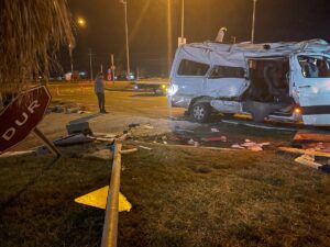 MARDİN (AA) – Mardin'de meydana gelen zincirleme trafik kazasında 9'u