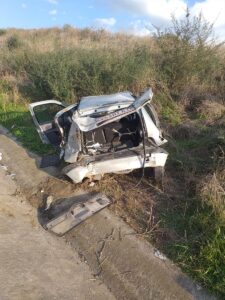 MERSİN (AA) – Mersin'in Tarsus ilçesinde iki otomobilin çarpışması sonucu