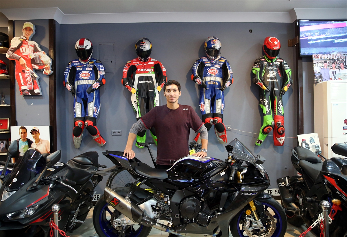 Milli motosikletçi Toprak Razgatlıoğlu 2023'te MotoGP'de yarışmayı hedefliyor: