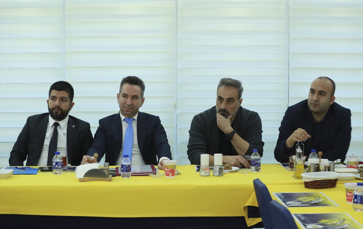 MKE Ankaragücü Teknik Direktörü Mustafa Dalcı, taraftardan destek istedi: