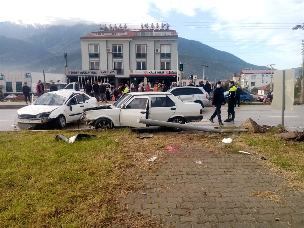 Muğla'da otomobilin çarptığı yaya hayatını kaybetti