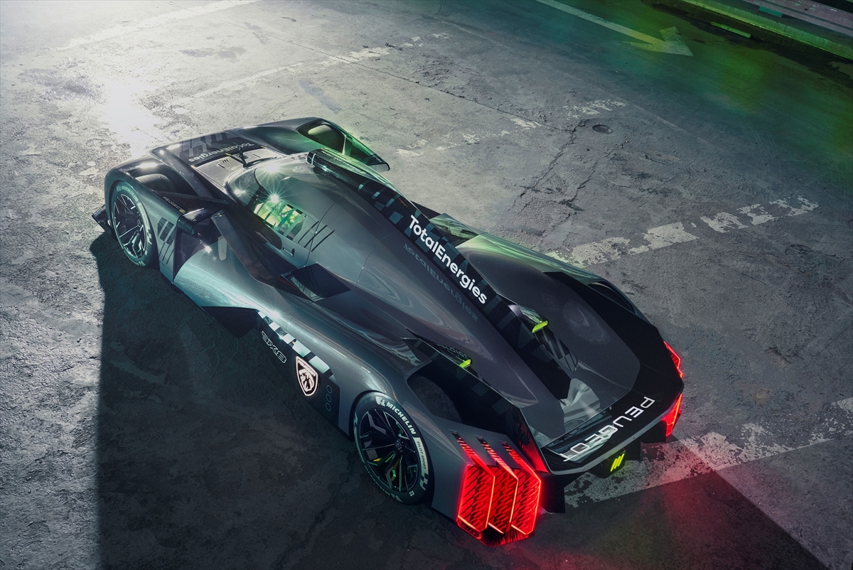 Peugeot 9X8 “Yılın En Güzel Hypercar Ödülü”nü kazandı