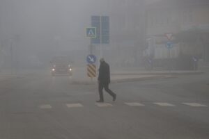 SAKARYA (AA) – Sakarya'da sis, günlük yaşamı ve ulaşımı olumsuz