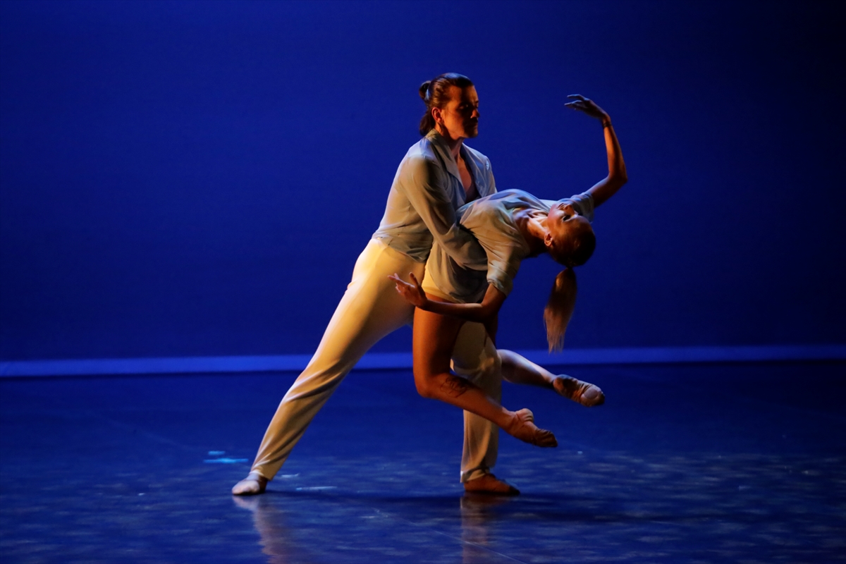 Samsun'da “Karışık Hisler” kolaj bale eseri sahnelendi