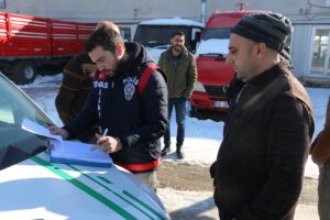 SİVAS (AA) – Sivas'ta polisin yaptığı denetimlerde tespit edilen yasaklı