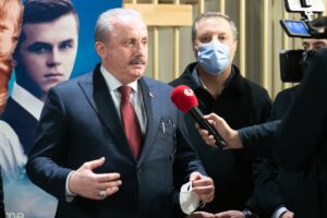 TBMM (AA) – TBMM Başkanı Mustafa Şentop, "Kesişme: İyi ki