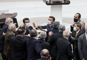TBMM (AA) – TBMM Genel Kurulunda, CHP, HDP ve İYİ