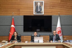 - Komisyon Başkanı Ramazan Can, sürecin normal seyrinde devam ettiğini,