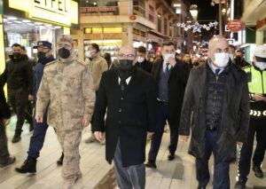 TRABZON (AA) – Trabzon Valisi İsmail Ustaoğlu, vatandaşların yeni yılını