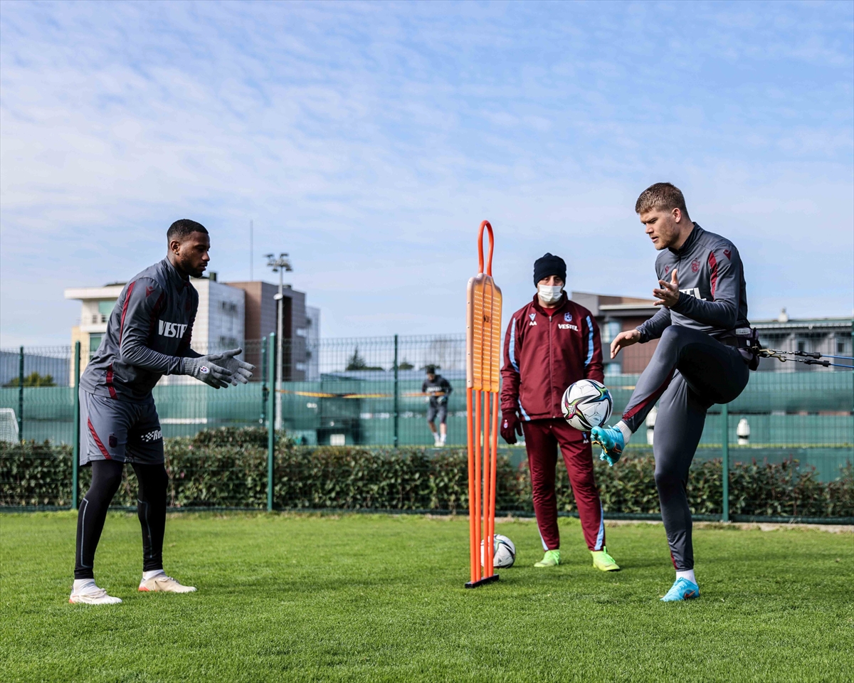 Trabzonspor'da Kasımpaşa maçının hazırlıkları sürüyor