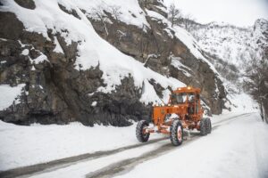 TUNCELİ (AA) – Yoğun kar yağışı, tipi ve çığ tehlikesi