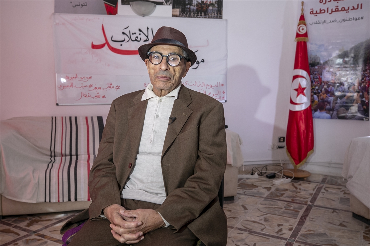 Tunus’taki Darbeye Karşı Vatandaşlar Girişimi: Devrim yıl dönümünü 14 Ocak'ta kutlayacağız