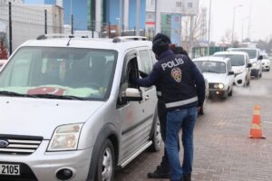 - 72'si yabancı uyruklu 127 organizatör gözaltına alındı, 2 bin