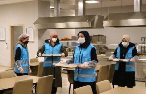 TEKİRDAĞ (AA) – MESUT KARADUMAN – Tekirdağ'da, gönüllü üniversite öğrencileri,