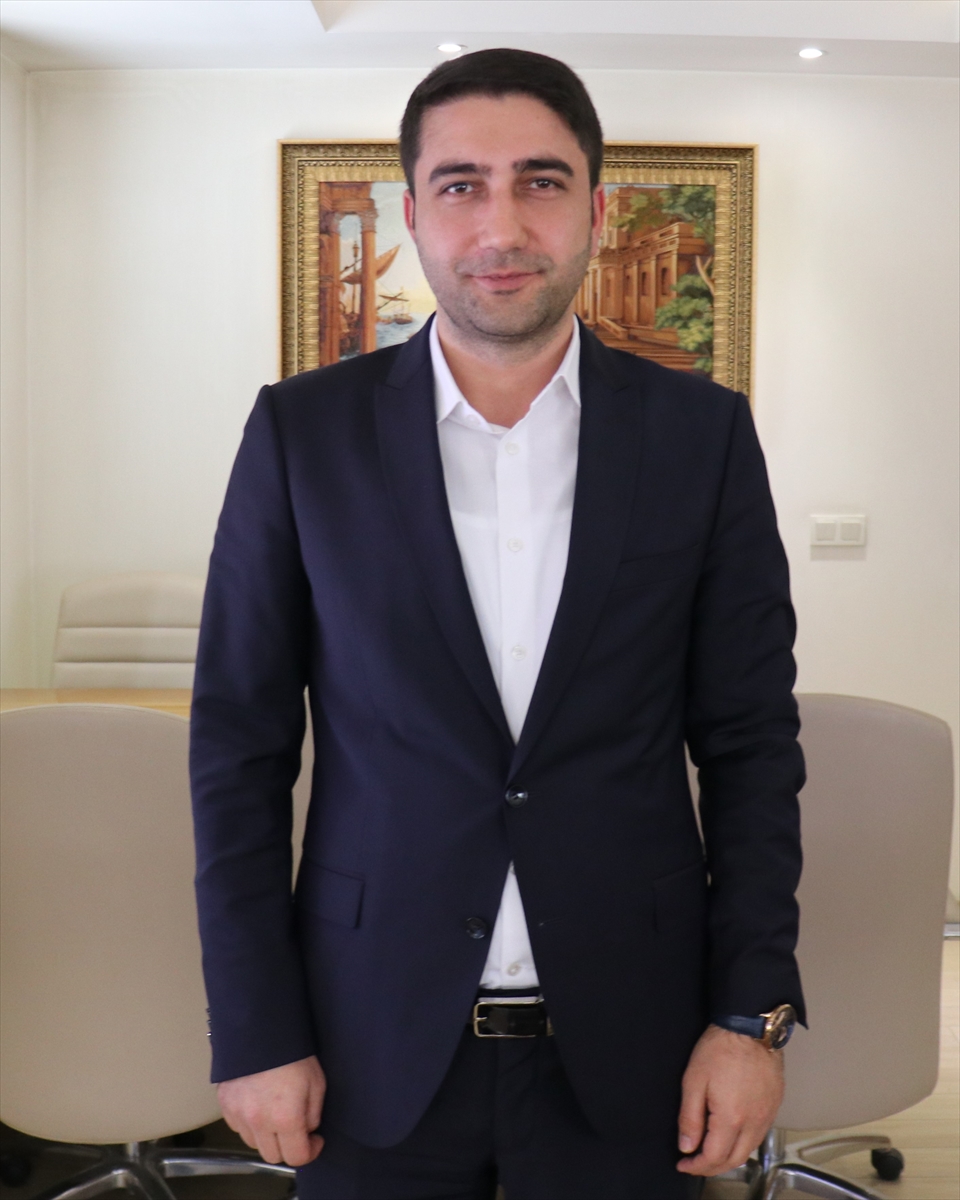 VAN (AA) – YILMAZ KAZANDIOĞLU – Van'daki değişik ekiplerde futbol