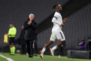 - VavaCars Fatih Karagümrük: 0 - Beşiktaş: 1 (İlk yarı)