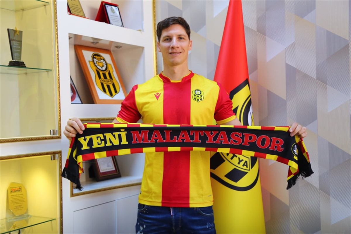 Yeni Malatyaspor, savunma oyuncusu Campi'yi transfer etti