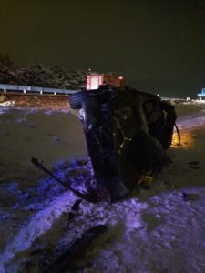 AFYONKARAHİSAR (AA) – Afyonkarahisar'da büyükbaş hayvanlara çarpan otomobilin sürücüsü hayatını