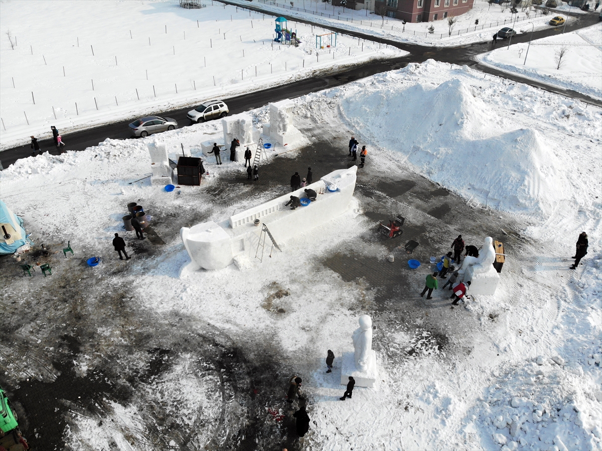 Ağrı'da “Anadolu Masal Kahramanları”nın kardan heykelleri festivale renk katacak