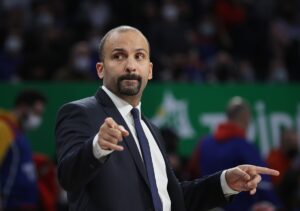 - Anadolu Efes: 78 - LDLC ASVEL: 72