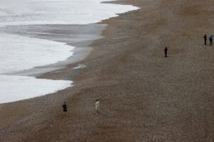 ANTALYA (AA) – Antalya'da kuvvetli rüzgar ve sağanak, zaman zaman