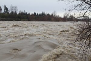 ANTALYA (AA) – Antalya'da kuvvetli rüzgar, sağanak ve dolu zaman