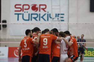 - Yeni Kızıltepespor: 2 - Arkas Spor: 3