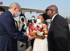 KİNŞASA (AA) – Türkiye Cumhurbaşkanı Recep Tayyip Erdoğan, "TUR" uçağıyla