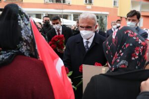 DİYARBAKIR (AA) – Diyarbakır Valisi Münir Karaloğlu, terör örgütü PKK