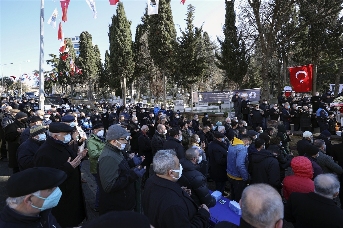 Eski Bakan Adnan Kahveci vefatının 29. yılında mezarı başında anıldı