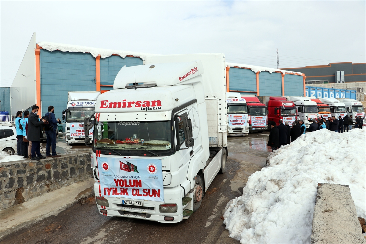 Gaziantep'ten Suriye ve Afganistan'a 10 tır yardım gönderildi