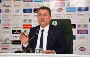 GİRESUN (AA) – Giresunspor Kulübü Başkanı Hakan Karaahmet, takım olarak