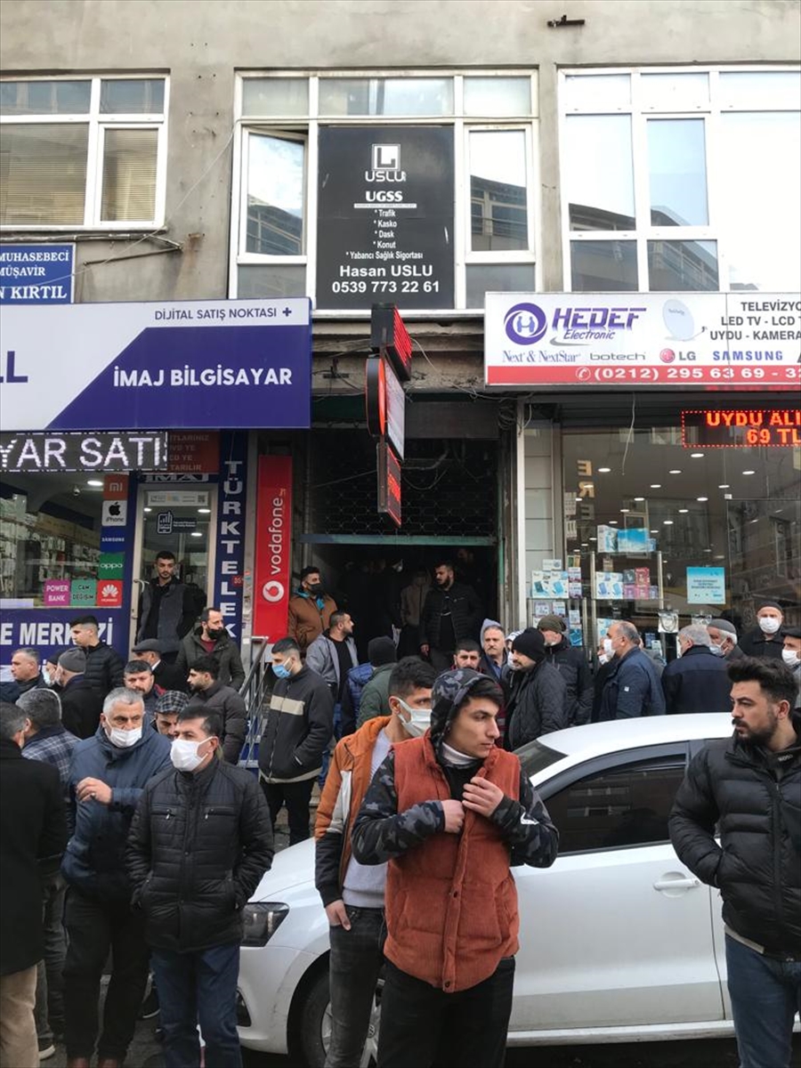 İstanbul'da 3 kişi bir iş yerinde ölü bulundu