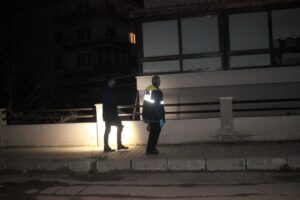 İZMİR (AA) – İzmir'in Ödemiş ilçesinde tartıştığı eşini bıçaklayarak öldüren