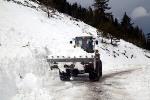 KASTAMONU (AA) – Kastamonu'nun İhsangazi ilçesinde çığ nedeniyle kapanan köy