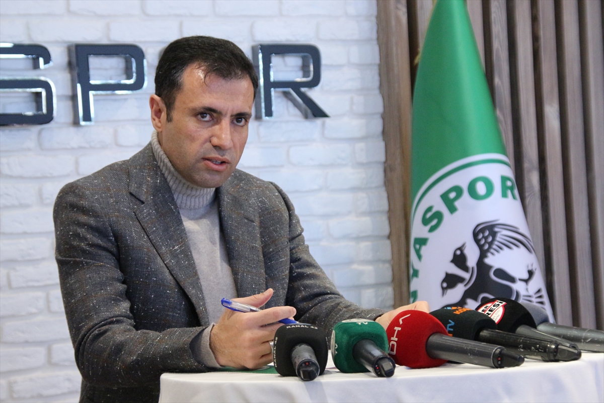 Konyaspor Başkanı Fatih Özgökçen'den eleştirilere sitem: