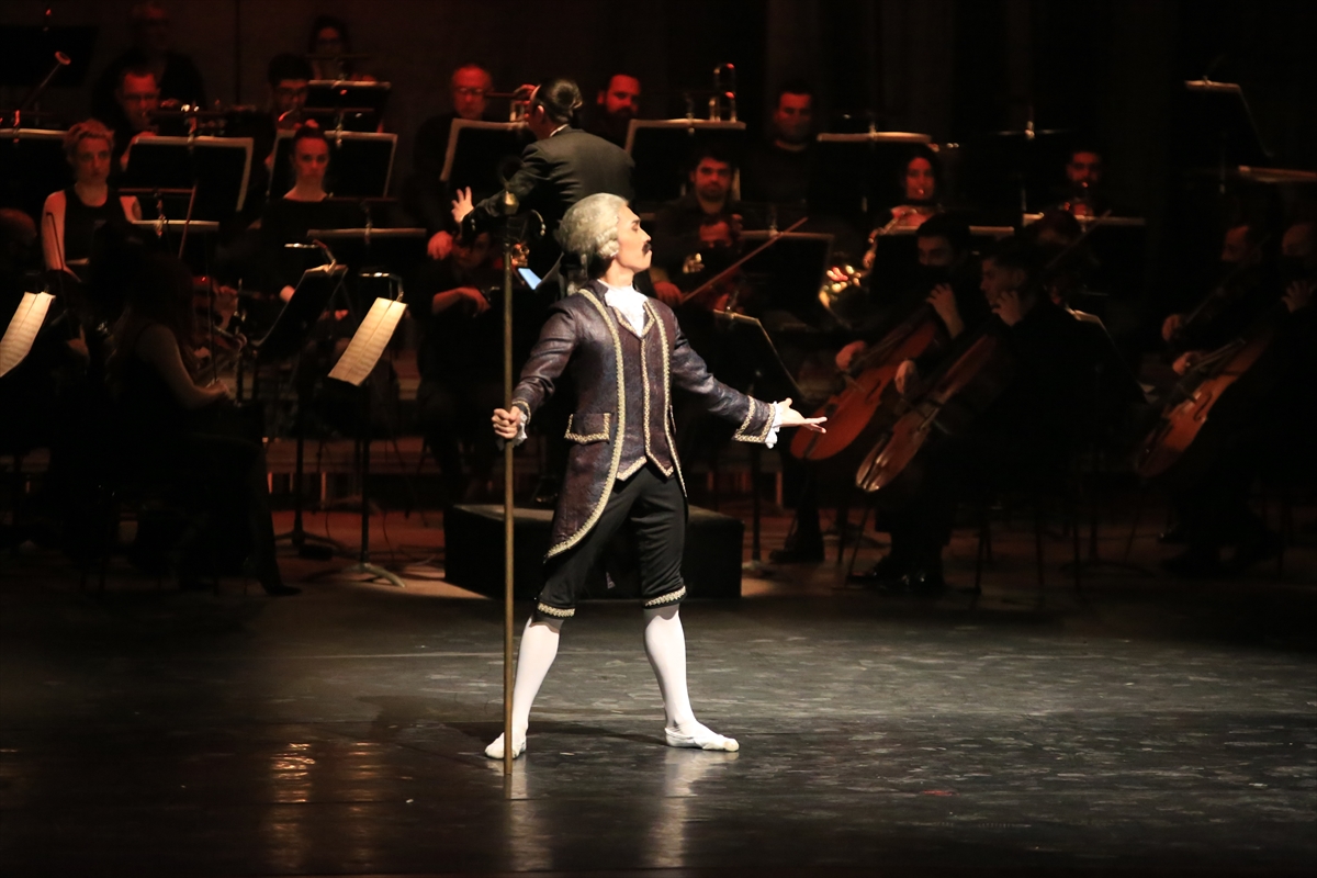 Mersin Devlet Opera ve Balesi “Yerelden Evrensele” konseri verdi