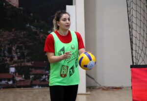 KASTAMONU (AA) – Yenimahalle Belediyesspor Kadın Hentbol Takımı'nda oynarken İsveç'in