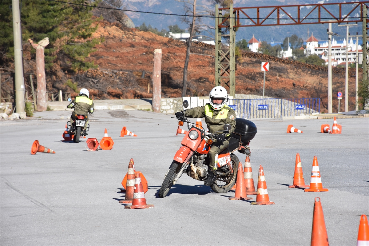 Muğla'da ormanlarda görevli motorize “sincap” ekiplerine ileri sürüş eğitimi veriliyor