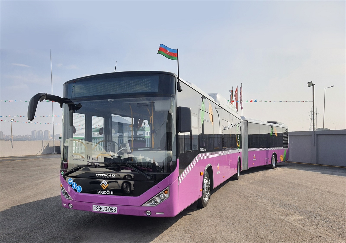 Otokar'ın 50 adet doğal gazlı şehir içi otobüsü Azerbaycan'da hizmete başladı