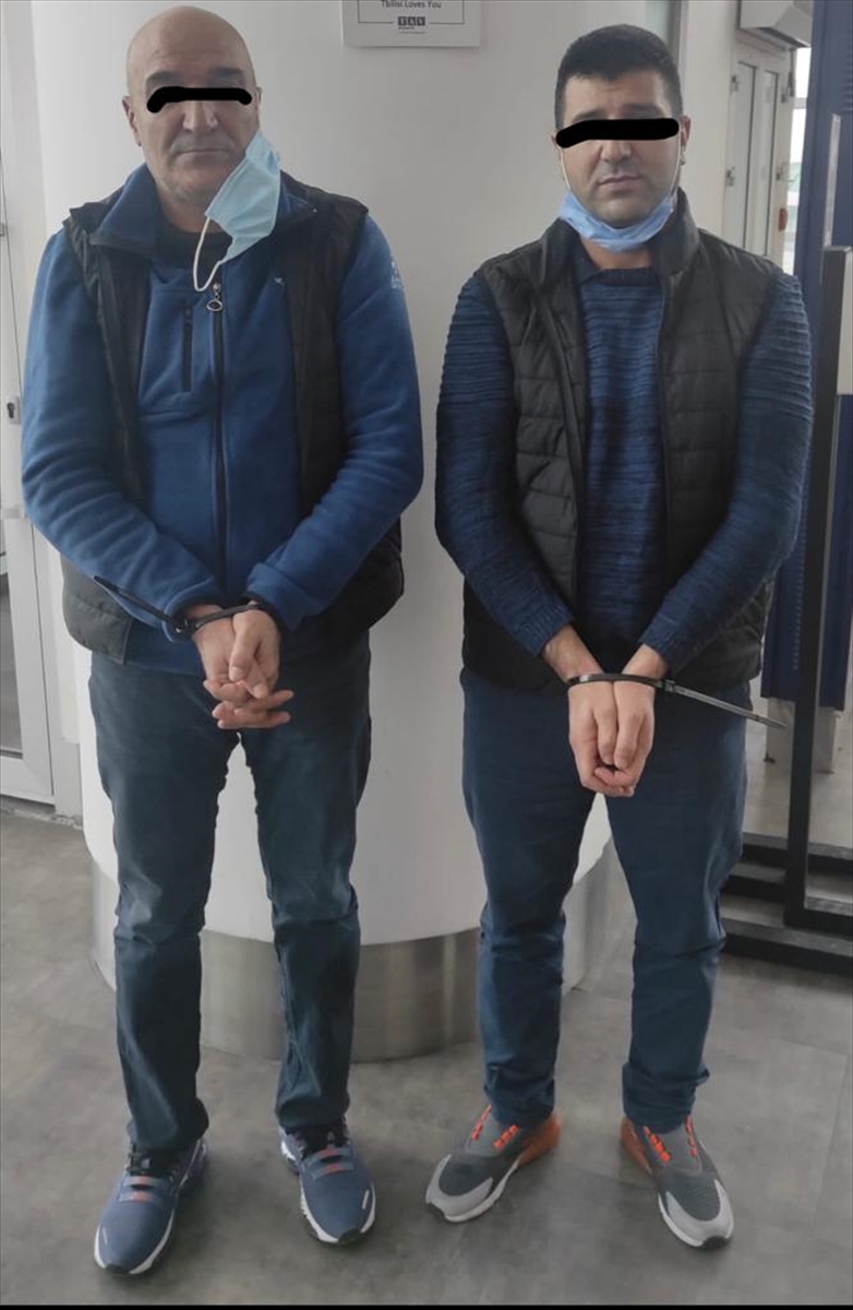 PKK'ya silah sağlama suçundan aranan iki terörist Gürcistan'da yakalandı