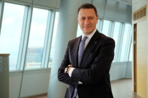 - Karını önceki yıla göre yüzde 43 artıran Banka'nın toplam